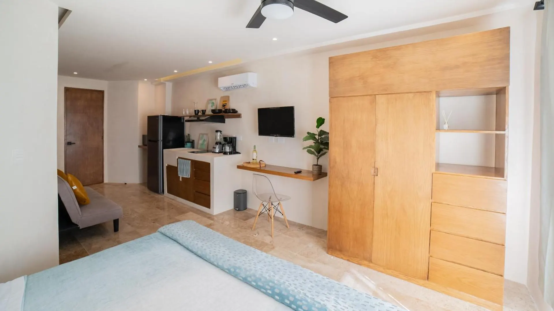 Hotel Crystal By Home Tulum Pueblo Mexico
